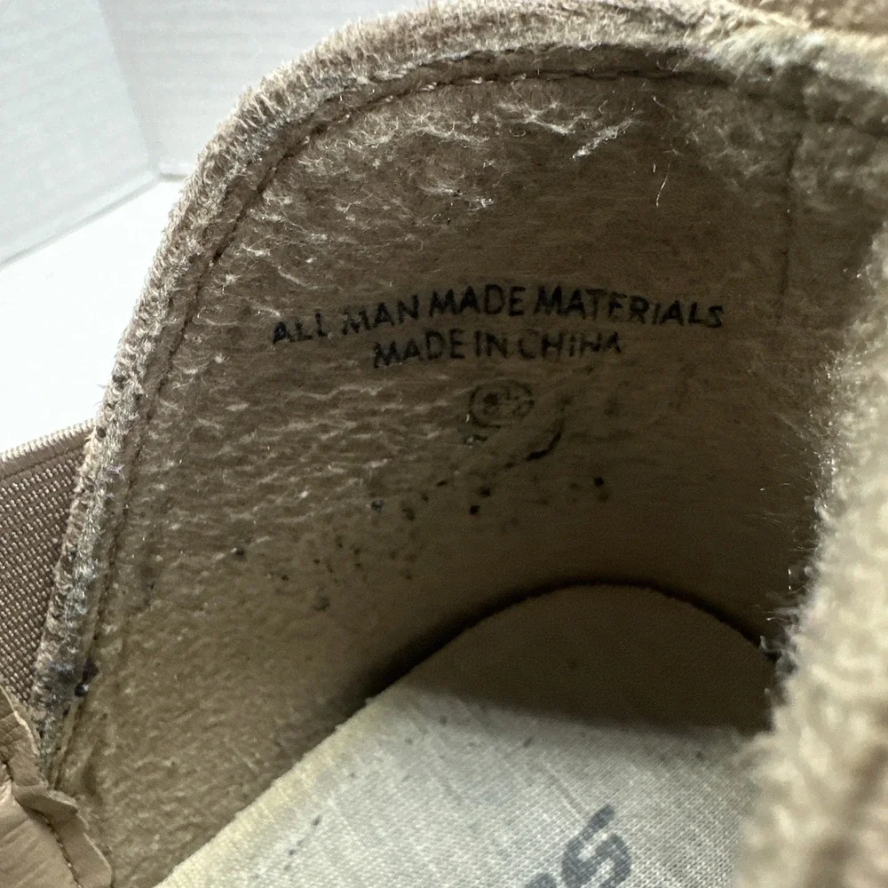 Soda Suede(man made)‎ Brown Flat Slip On Bootie Women's Size 8.5
